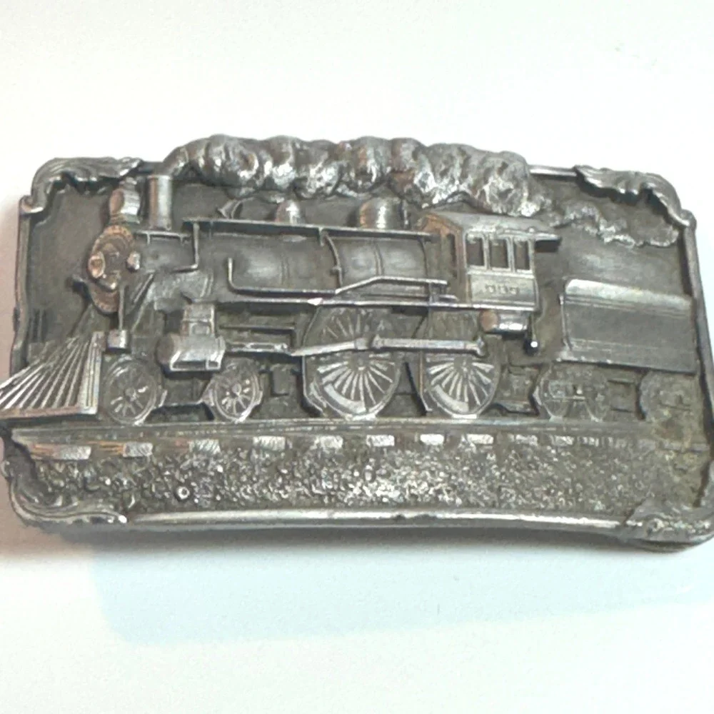 Vintage Western Train Buckle Metal American Railroad Steam Engine Sisskiyou 1986